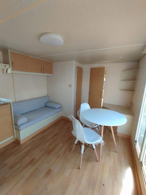 MOBIL HOME PREFABRICADA ECONOMICA INGLESA DE 8X3 METROS EN MALAGA. - Imagen 3