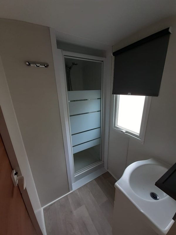 CASA MOVIL PREFABRICADA BARATA IRM TITANIA DE 8X4 METROS EN GRANADA. - Imagen 10