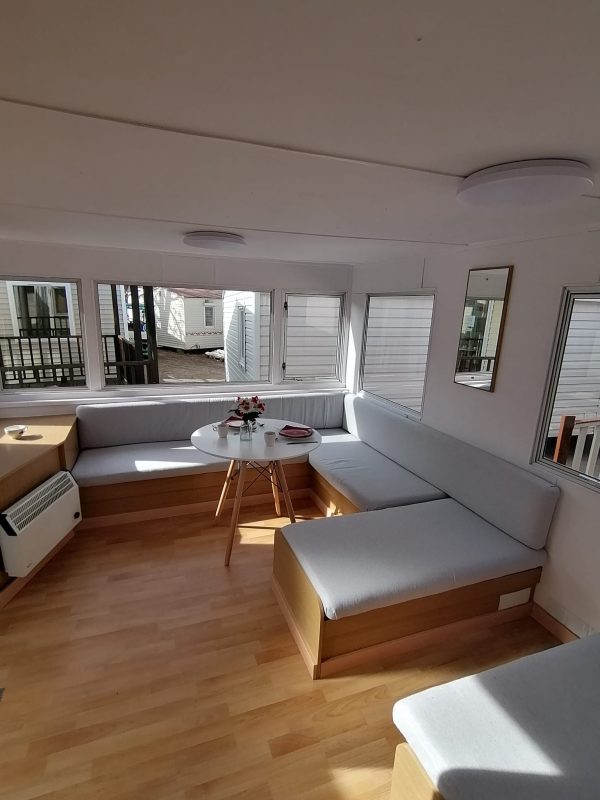 MOBIL HOME PREFABRICADA ECONOMICA HAVEN DE 8.5X3 METROS EN CHICLANA. - Imagen 3