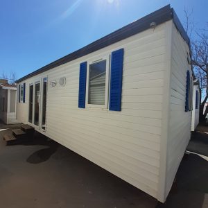 CASA MOVIL PREFABRICADA BARATA OHARA TINI DE 8.5X4 METROS EN CADIZ.