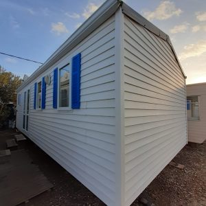 CASA MOVIL PREFABRICADA BARATA OHARA LIMON DE 8.5X4 METROS EN CADIZ.