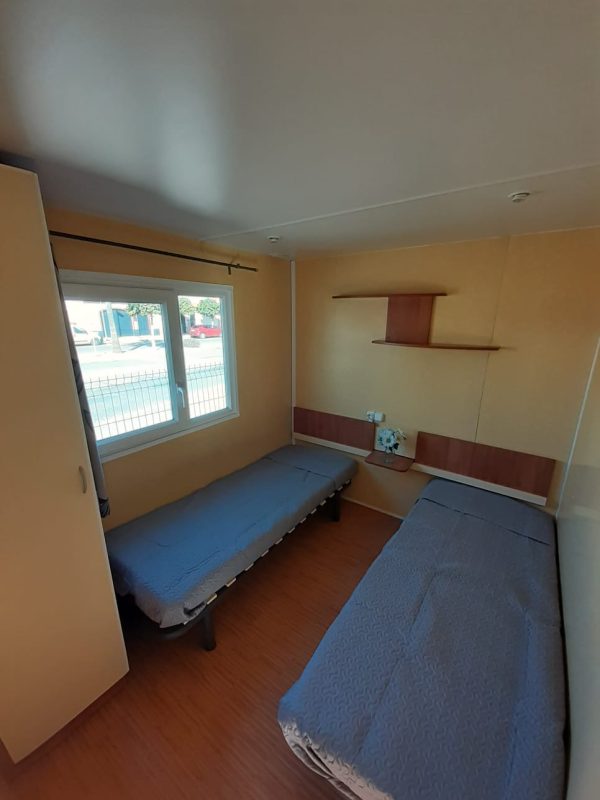 CASA MOVIL PREFABRICADA BARATA ROLLER FIDJI DE 7.5X4 METROS EN HUELVA. - Imagen 8