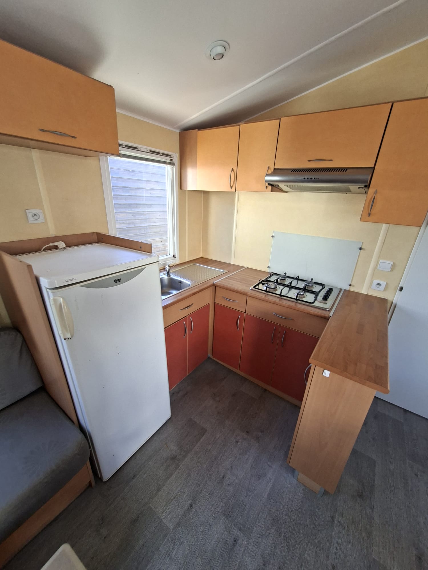 MOBIL HOME PREFABRICADO BARATO IRM SUPER TITANIA DE 8X4 METROS EN CORDOBA. - Imagen 4