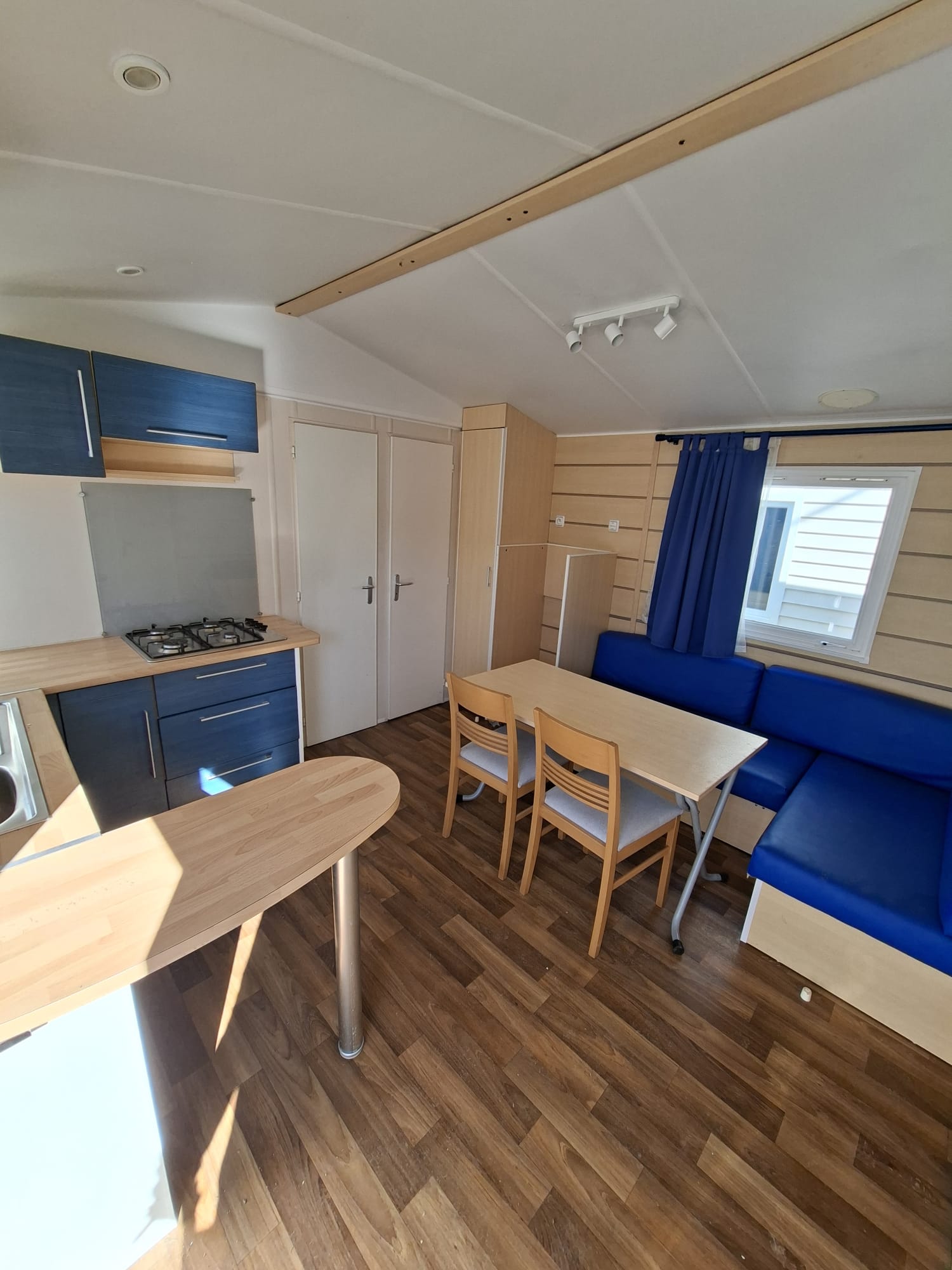 MOBIL HOME PREFABRICADO BARATO IRM MERCURE FAMILY DE 7.5X4 METROS EN CHIPIONA. - Imagen 8