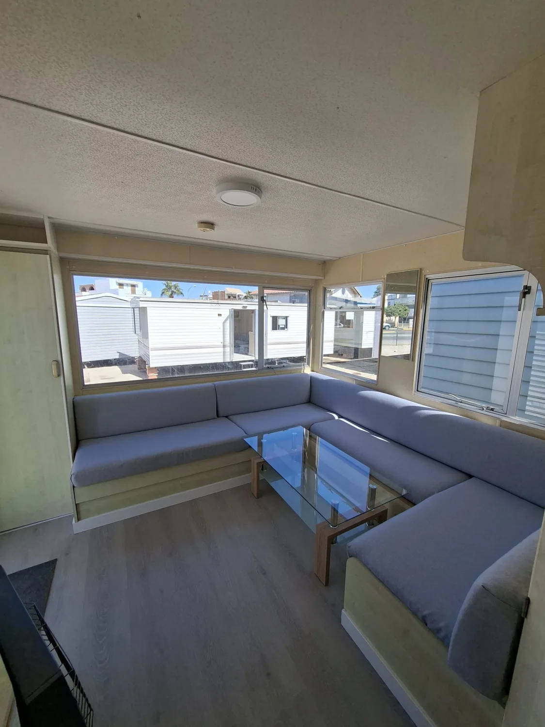 MOBIL HOMES PREFABRICADA BARATA ABI CONCORDE DE 8X3 METROS EN EL PALMAR. - Imagen 2