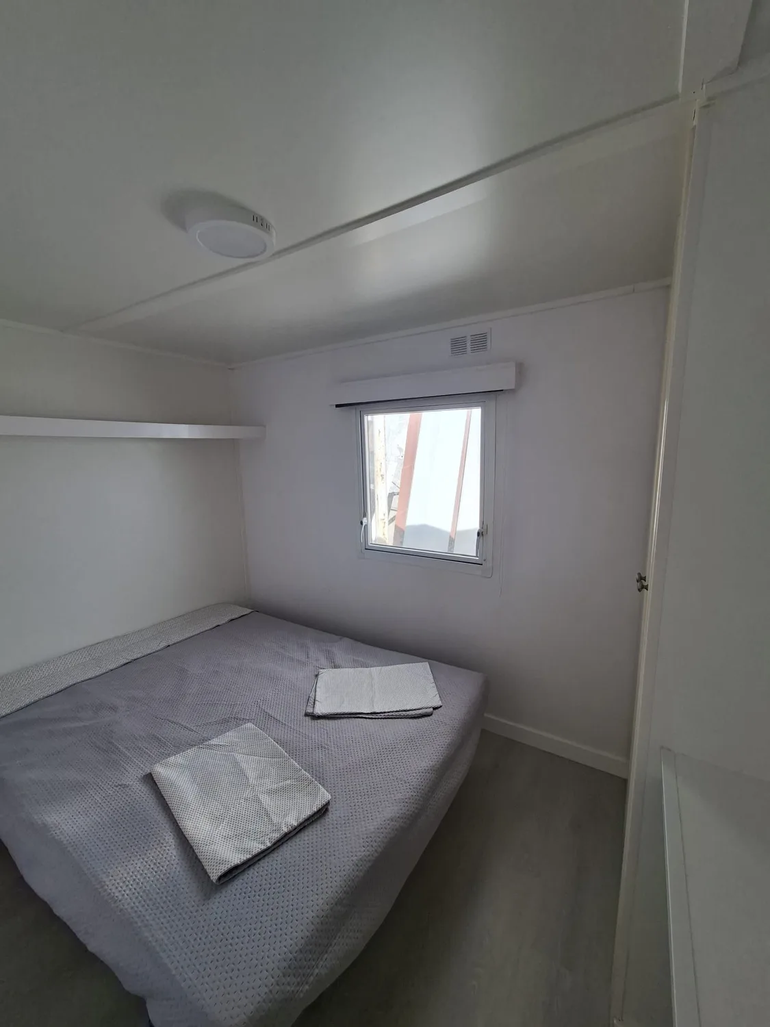 MOBIL HOMES PREFABRICADA BARATA ABI RIO VISTA DE 8X3 METROS EN CONIL. - Imagen 4